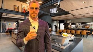 Lago artificial, terraço com fogueira e 1,8 mil m²: mansão do ex-global Felipe Titto está à venda por R$ 30 milhões e é um verdadeiro paraíso; veja fotos impressionantes