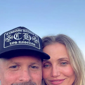 Cameron Diaz vive agora uma rotina mais reservada ao lado do marido, o baterista Benji Madden, e dos três filhos. O caçula, Nautus, nasceu neste ano. Ela também é mãe de Raddix, de 6 anos, e Cardinal, de 2.
