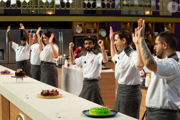 'MasterChef Confeitaria 2024': os confeiteiros enfrentaram dois desafios no episódio: criar uma entremet com no mínimo cinco texturas e realizar um empratamento artístico em uma superfície inteira