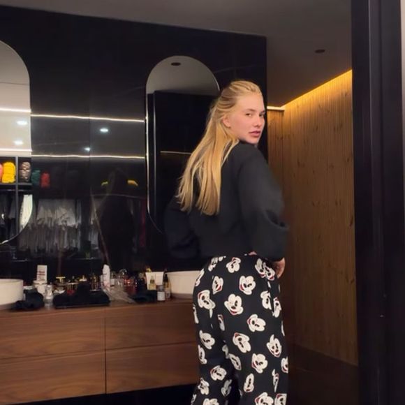 Virgínia afirmou que 'pode piorar' look criticado por Vini Jr.