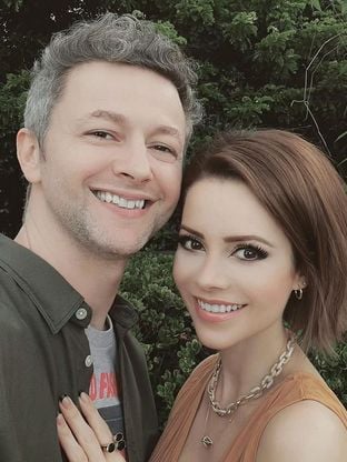 Atitude de filho de Sandy e Lucas Lima gera elogios aos pais famosos