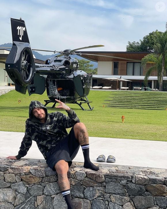 De acordo com a assessoria de Neymar Jr., o helicóptero desaparecido “não é da família do Neymar Jr. e não tem nenhuma ligação com a família”; a equipe também afirmou que o pai do jogador não possui sociedade em nenhuma aeronave