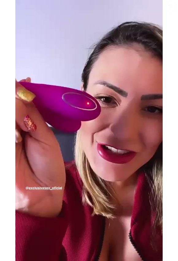 Andressa Urach já revelou ser adepta dos brinquedinhos sexuais, seja para usar sozinha ou em dupla