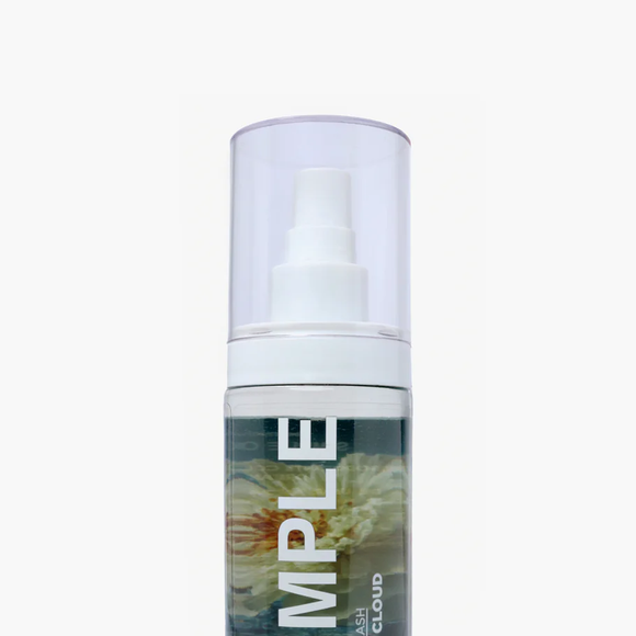 Body Splash Dream Cloud (Simple Organic) - 100ml | R$ 69 - com notas de pimenta rosa, lichia e pêra, além de acordes que remetem ao óleo essencial favorito de Lady Di - ylang-ylang e patchouli -, o produto combina frescor e elegância
