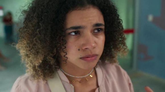 Qual é o maior crime do pai de Joélly em 'Três Graças'? Reencontro com Gerluce termina em barraco e revelação dolorosa do passado