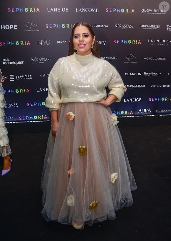 Tati Machado anunciou que espera um menino e revelou que o bebê se chamará Rafael. A apresentadora também contou como ela e Bruno Monteiro escolheram o nome