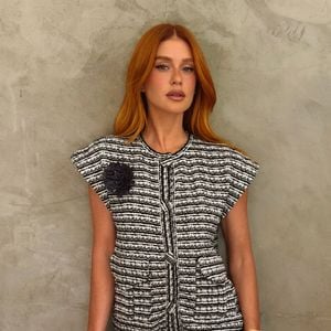 A atriz Marina Ruy Barbosa voltou a movimentar as redes sociais nesta segunda-feira (6) ao compartilhar um novo post em seu Instagram