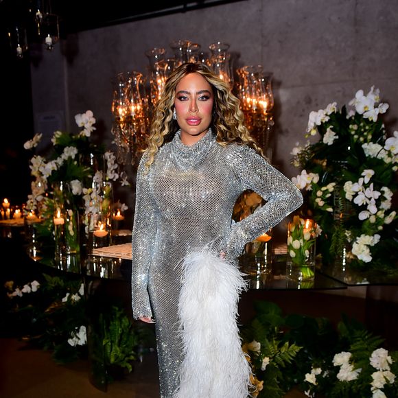 Rafaella Santos apostou no brilho em look para o leilão de Neymar em 2024