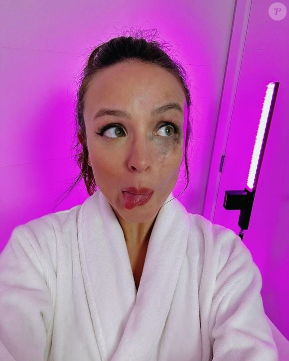 Segundo o filósofo Søren Kierkegaard: "O maior perigo, aquele de perder a si mesmo, pode ocorrer muito silenciosamente no mundo, como se não fosse nada". Essa perda silenciosa é mais comum do que parece.