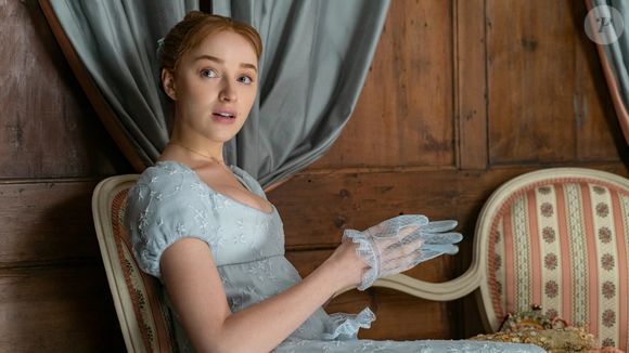 Na Netflix, 'Bridgerton': a atriz que deu vida a Daphne Basset é Phoebe Dynevor, que é baixinha, com 1,65 m de altura