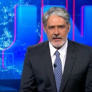 Do aquecimento vocal à emoção no ar: relembre os momentos que marcaram a transição entre os âncoras mais icônicos da Globo