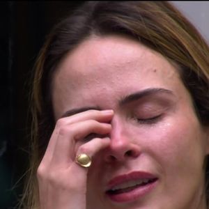 Globo bate o martelo sobre o destino de Ana Paula Renault no 'BBB 26': decisão envolve morte do pai da jornalista