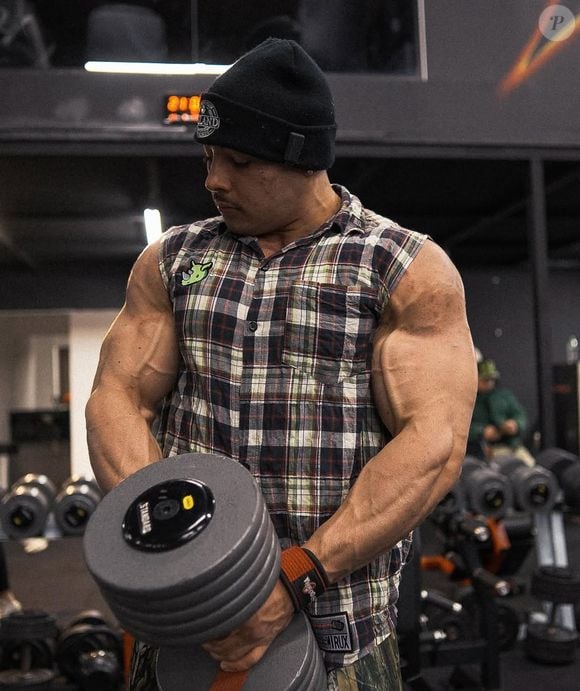 Morte de Gabriel Ganley: há 1 ano, atleta citou ganho de 20kg em apenas 2 dias devido à 'compulsão alimentar'