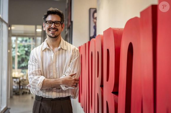 Renato (João Vicente de Castro) será o novo amor de Heleninha (Paolla Oliveira) na reta final de 'Vale Tudo'