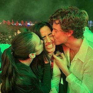Luana Quaglia já trabalhou com ninguém menos que Shawn Mendes [com ela e Dua Lipa na foto]