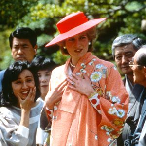 Lady Di ajudou a ressignificar o rosa, mostrando que a cor pode representar poder e independência feminina