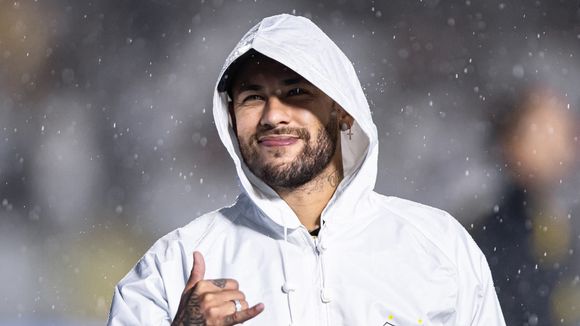 Partiu busão, Neymar? Helicóptero de milhões do jogador está proibido de voar há 14 dias. Saiba motivo!