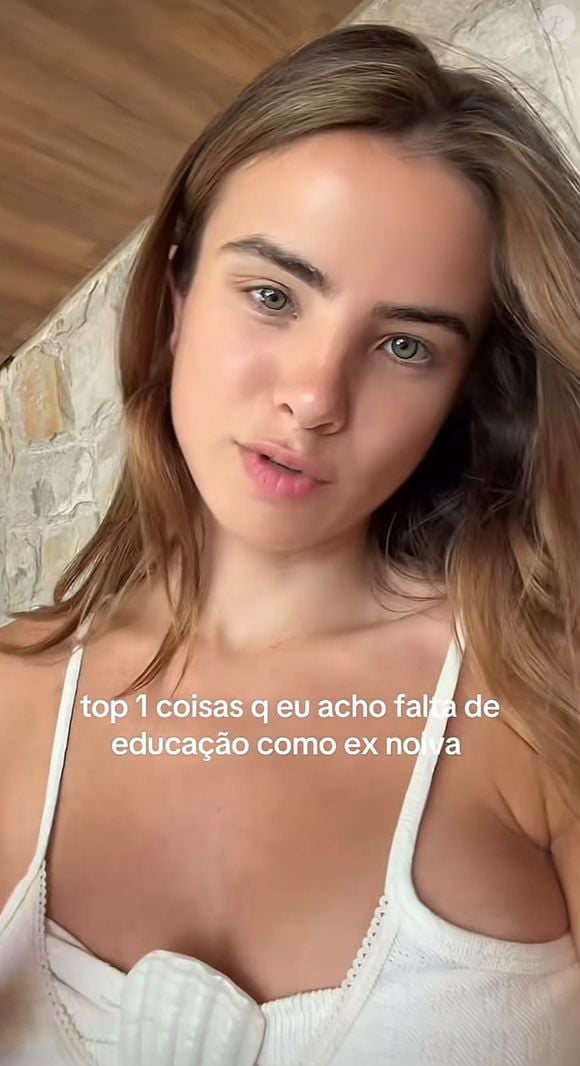 Giulia Be usou o TikTok nesta terça-feira (20) para desabafar sobre convidados que confirmaram presença em seu casamento com Conor Kennedy, sobrinho-neto do ex-presidente dos Estados Unidos John F. Kennedy, mas não compareceram à cerimônia nem enviaram mensagens para justificar a ausência, segundo o relato da cantora