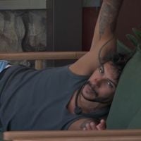 'A Fazenda 17': Shia toma decisão inesperada após primeiro beijo em Michelle Barros ao revelar incômodo. 'Agora, só vou...':