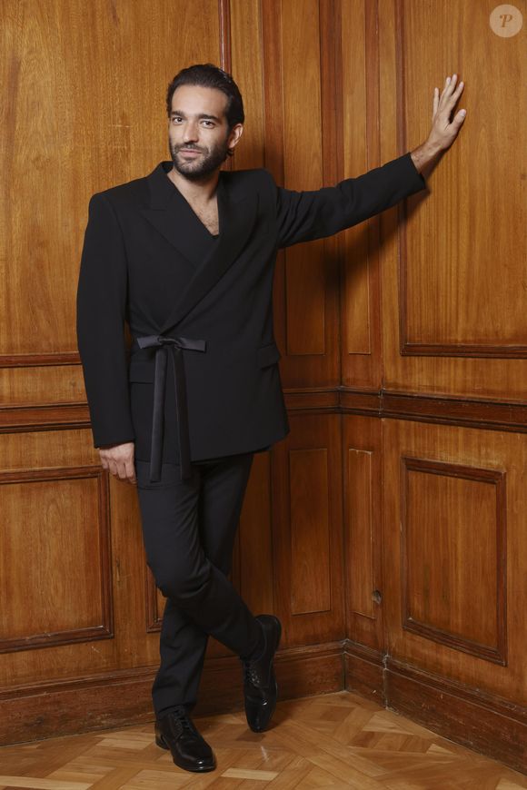 De acordo com a 'Revista Veja', Cauã Reymond teria se desentendido com Humberto Carrão, que faz parte do elenco da novela 'Vale Tudo'.