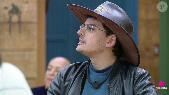 Dudu Camargo virou adversário de Carol Lekker e Rayane Figliuzzi em A Fazenda 2025