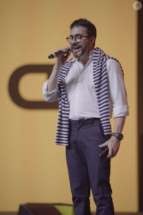 'Quem é o mais importante aqui hoje? Não é o Fábio de Melo?’, teria dito um membro da equipe do padre, segundo relato do produtor da banda, Anderson Annds