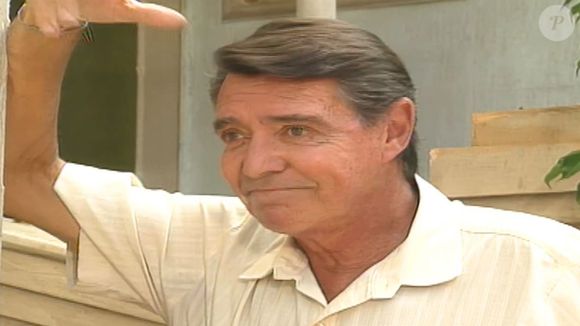 Qual foi a causa da morte de John Herbert, o Agenor de 'A Viagem'? Pai de Lisa na novela, ator morreu há 14 anos após grave doença no pulmão