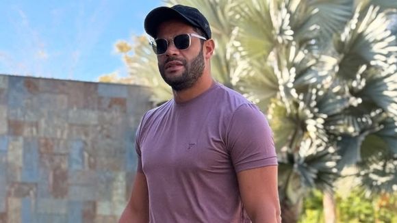 Atacante Hulk, do Atlético-MG, cobra de empresário dívida na Justiça da Paraíba e detalhe ligando jogador ao time de Minas chama atenção