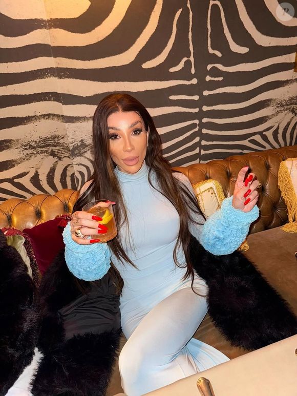 Maya Massafera teria optado pela 'tatuagem da córnea' para deixar os olhos verdes permanentemente