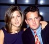 Matthew Perry tem entre os itens mais valiosos uma carta assinada por Jennifer Aniston incluída em álbum especial