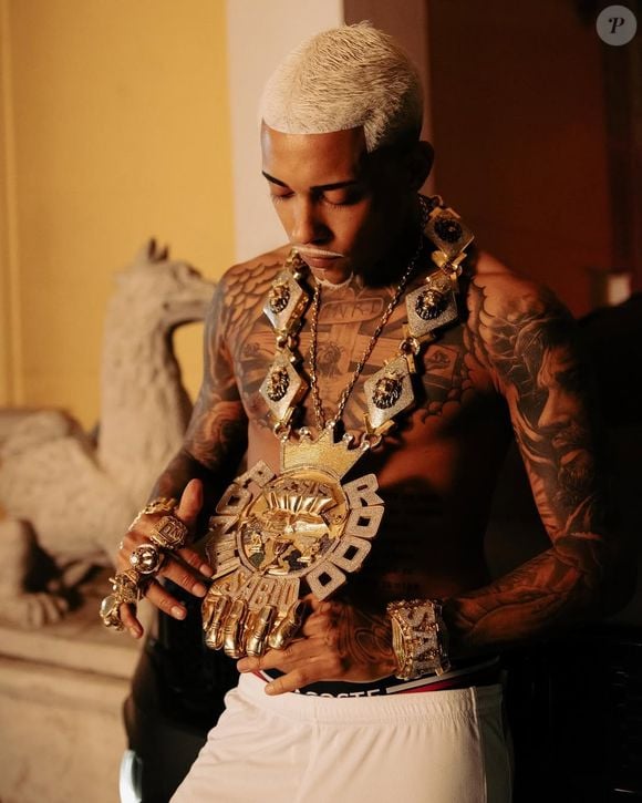 MC Poze do Rodo tem que permanecer à disposição da Justiça com um telefone de contato imediato