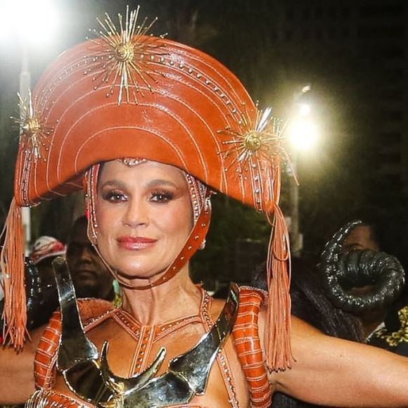 Carnaval 2025: Flávia Alessandra traz o cangaço para estreia no Salgueiro com fantasia ÉPICA de Maria Bonita. Veja fotos!