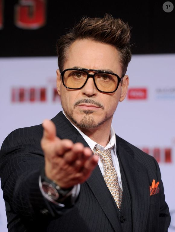 O astro em questão é interpretado pelo ator Robert Downey Jr.