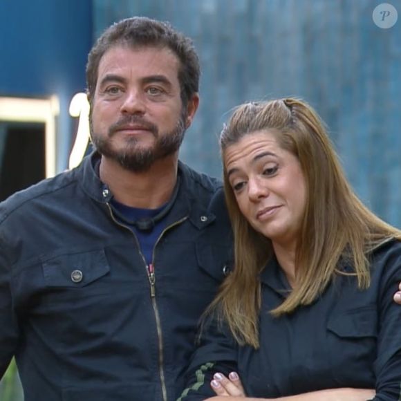 Enquete UOL aponta Dhomini e Adriana como favoritos a ganhar o 'Power Couple Brasil 2025'