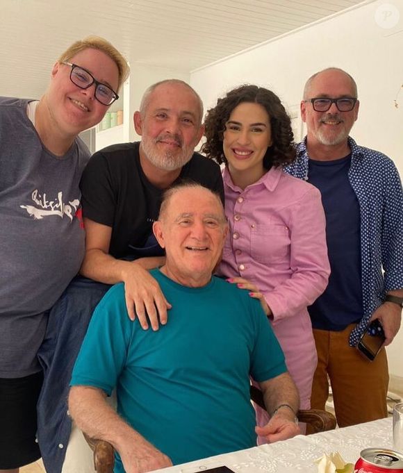 Renato Aragão, o eterno Didi, é pai de Paulo, Ricardo, Renato Jr, Juliana e Livian.