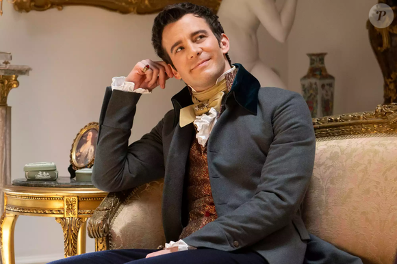 O verdadeiro protagonista desta 4ª temporada de 'Bridgerton' na Netflix, Luke Thompson como Benedict Bridgerton, tem 1,80 m de altura