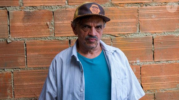 José Dumont teria irritado Benedito Ruy Barbosa com seus 'cacos' no texto da novela 'Terra Nostra'