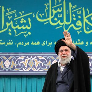 Após o discurso de Donald Trump, um porta-voz do Irã comunicou ao ABC News que Ali Khamenei estaria vivo