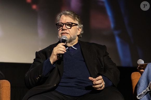 Guillermo Del Toro confirma à CBS que Andrew Garfield, eterno Homem-Aranha, deixou o elenco de 'Frankenstein' por conflito de agenda.