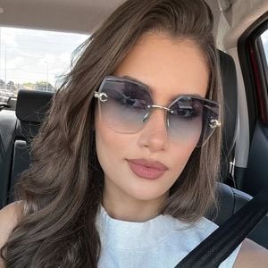 Calita Franciele, mulher de Amado Batista, tem 23 anos