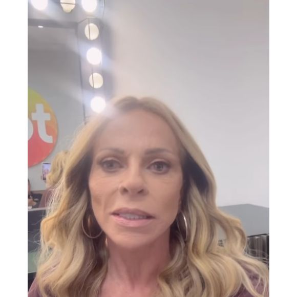 A saída de Christina Rocha do SBT continua repercutindo. A veterana da televisão brasileira revelou que não queria voltar para o 'Casos de Família', criticou a estratégia atual da emissora e afirmou que o público está 'desconfiado'