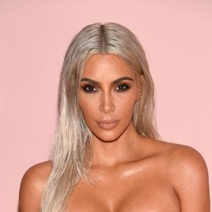 Kim Kardashian também tem uma rotina sólida de exercícios físicos e treina 6 vezes por semana
