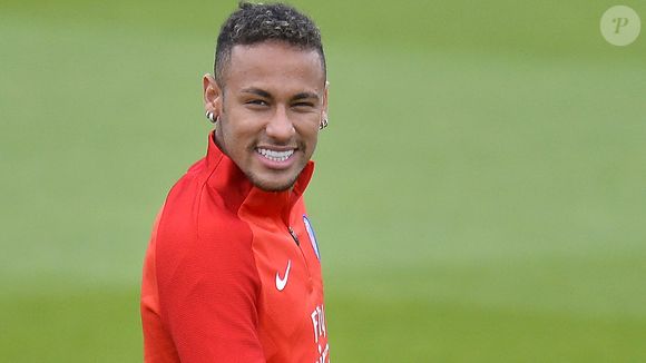 Neymar, de volta ao Brasil, corre atrás de nova mansão em Santos. E opções milionárias e de luxo não faltam