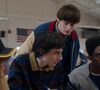 Aos 21 anos, ator de 'Stranger Things' assume novo namorado e declaração de amor agita a web: 'Um mês de nós'