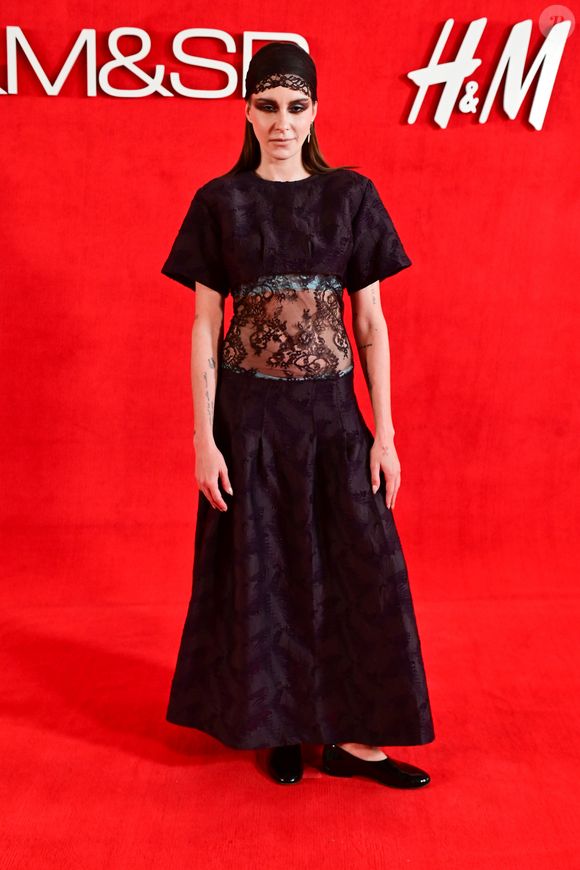 H&M no Brasil: Verena Figueiredo marcou presença na inauguração da marca em São Paulo