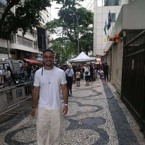 Sérgio Malheiros no Ato Musical pela Democracia, em Copacabana