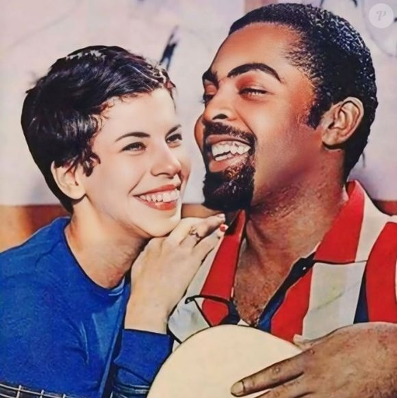 Nana Caymmi, que morreu nesta quinta-feira (1º), viveu casamento rápido com Gilberto Gil