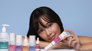 Lançado em 1953 no Brasil, essa marca criada por médica franco-ucraniana aposta em skincare tecnológica; PDRN vegetal, exossomas de centella asiática e duplo retinol são alguns dos ingredientes