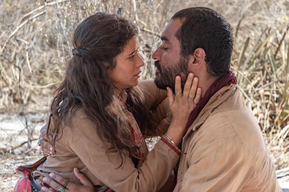Thomas Aquino é o protagonista Josué de 'Guerreiros do Sol', ao lado de Isadora Cruz