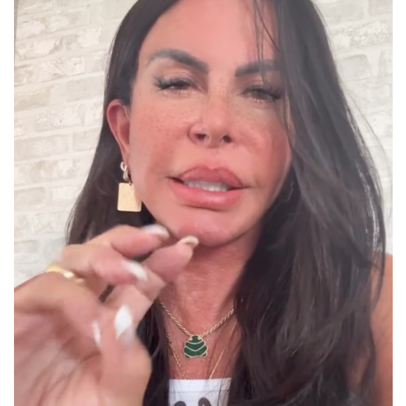 "Eu acredito que existem mulheres que são tão insuportáveis, que não tem homem que aguente ficar do lado delas. O meu marido é um homem apaixonado desde o primeiro dia", disparou Gretchen